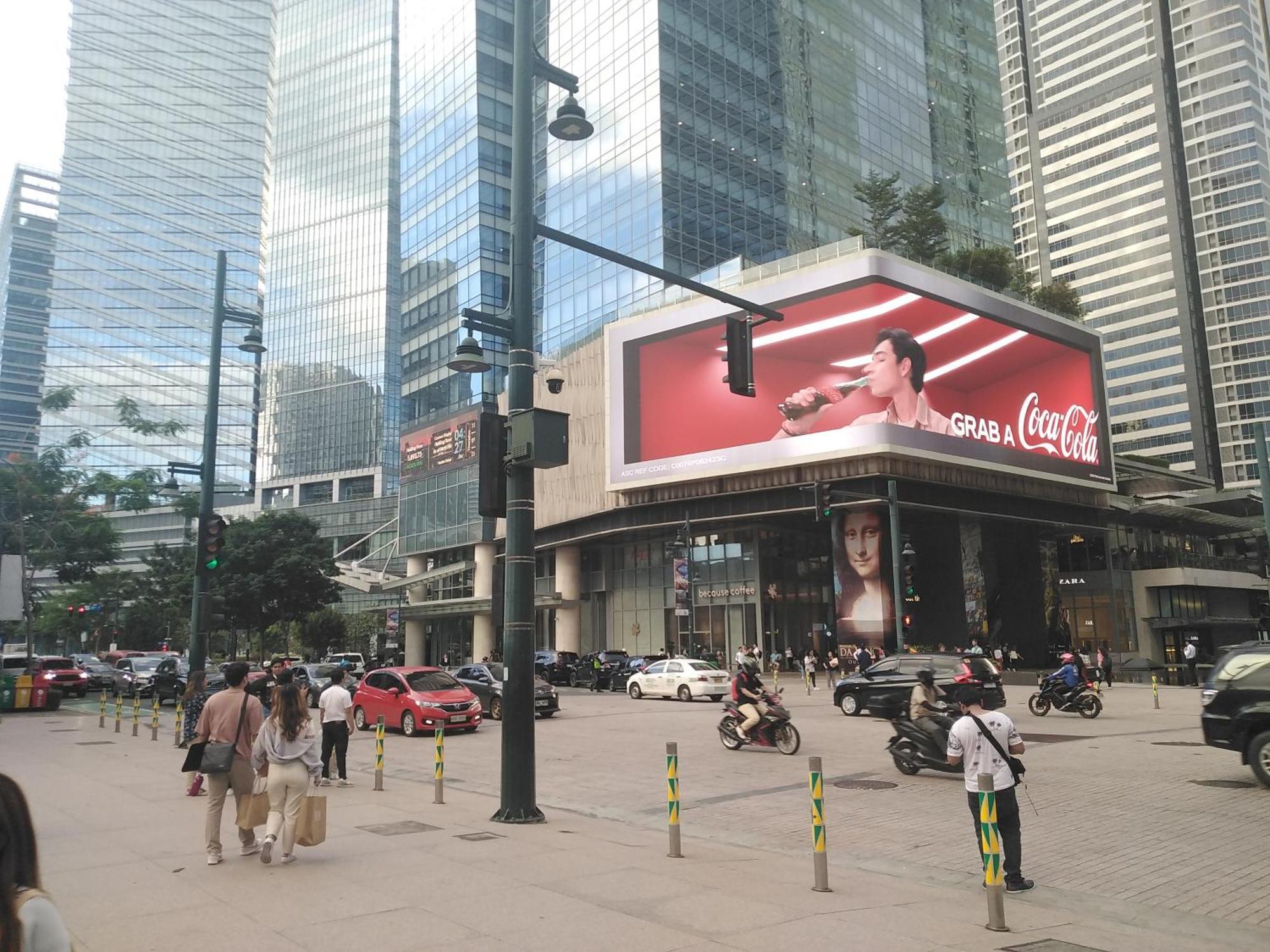 2 Bedrooms Units Forbes Area 5Th Avenue Bgc Center 马尼拉 外观 照片